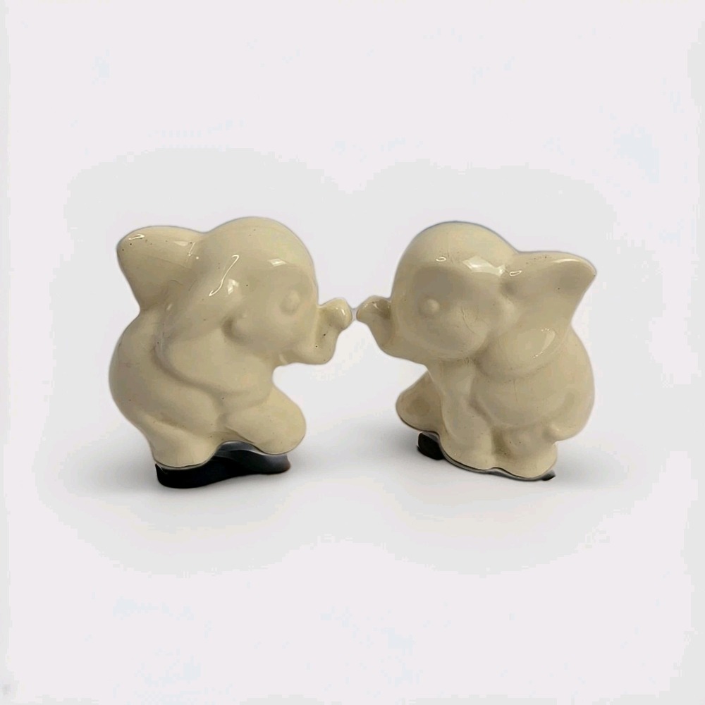 Shawnee Pottery Miniature Ceramic  Elephant Figurine 3" F-006